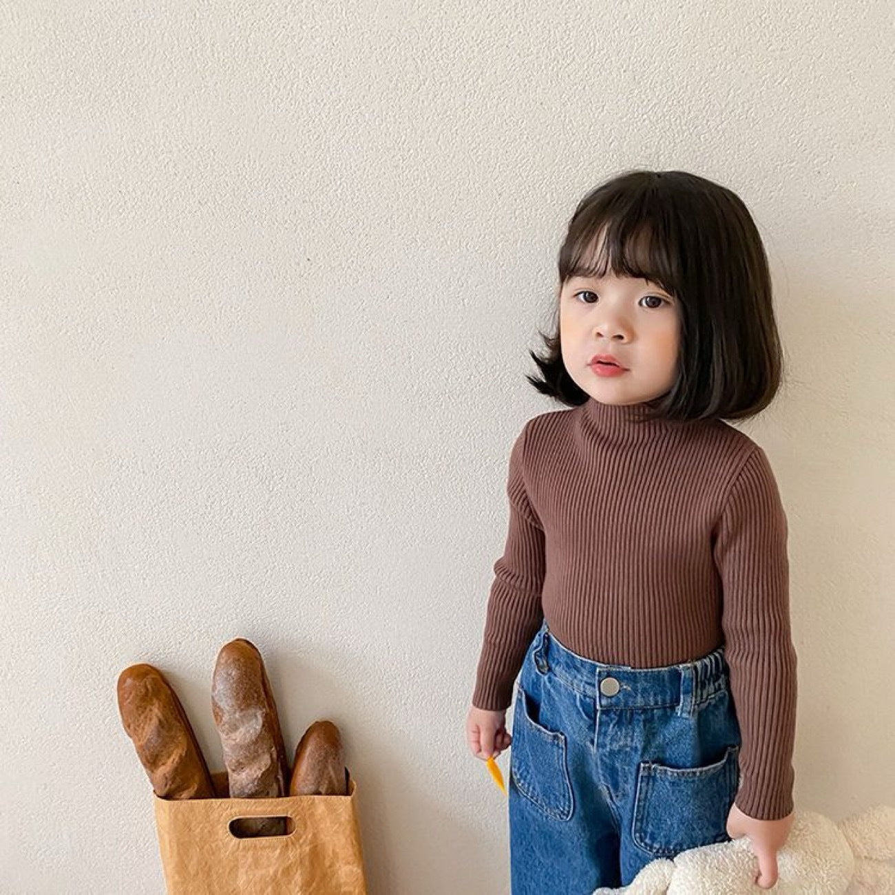 Soft, stretchy pilling-resistant knitted base-layer sweater for girls by Dropshipman, featuring a comfortable and cozy design.