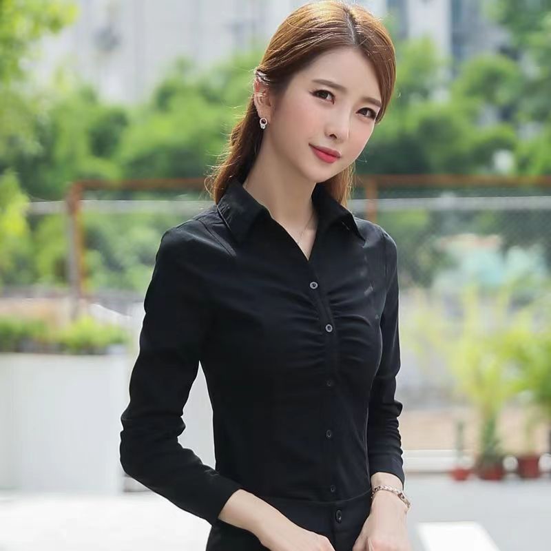 Figure-flattering lapel-neck base-layer shirt by Dropshipman, showing the stretchy fabric and sleek fit on a model.